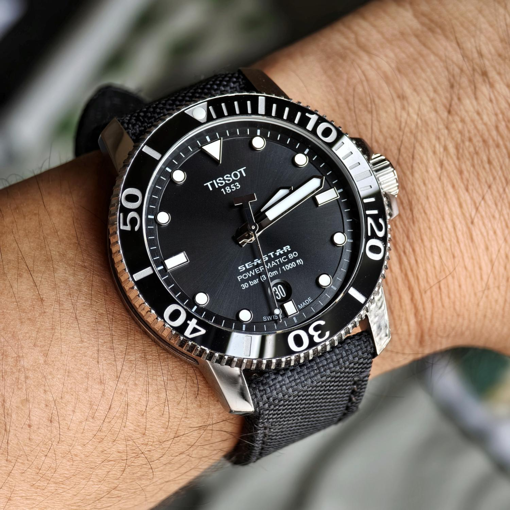 Чоловічий годинник Tissot Seastar 1000 Powermatic 80 T120.407.17.051.00